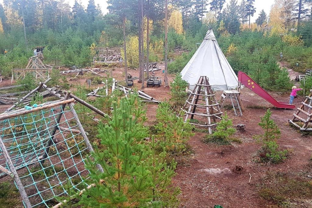 Nybyggd Stuga Intill Skogsbrynet - New Built Cottage Next To The Cowberry Forest Mora Luaran gambar